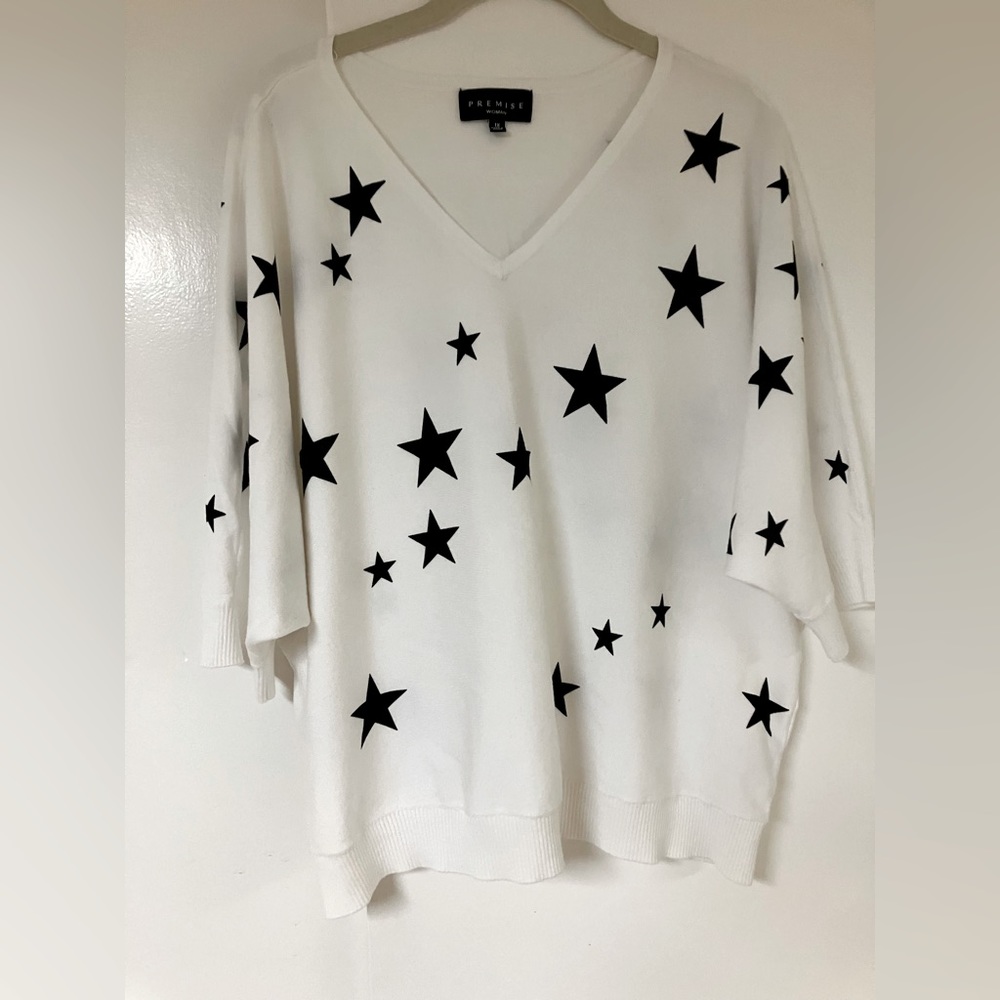 Women’s V-Neck Star Sweater